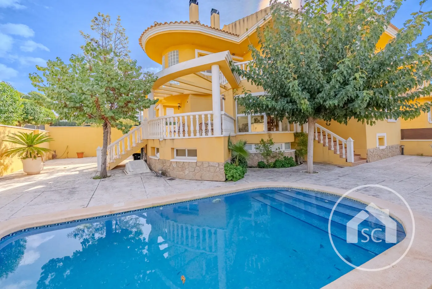 Chalet con piscina en Salinetas, Petrer