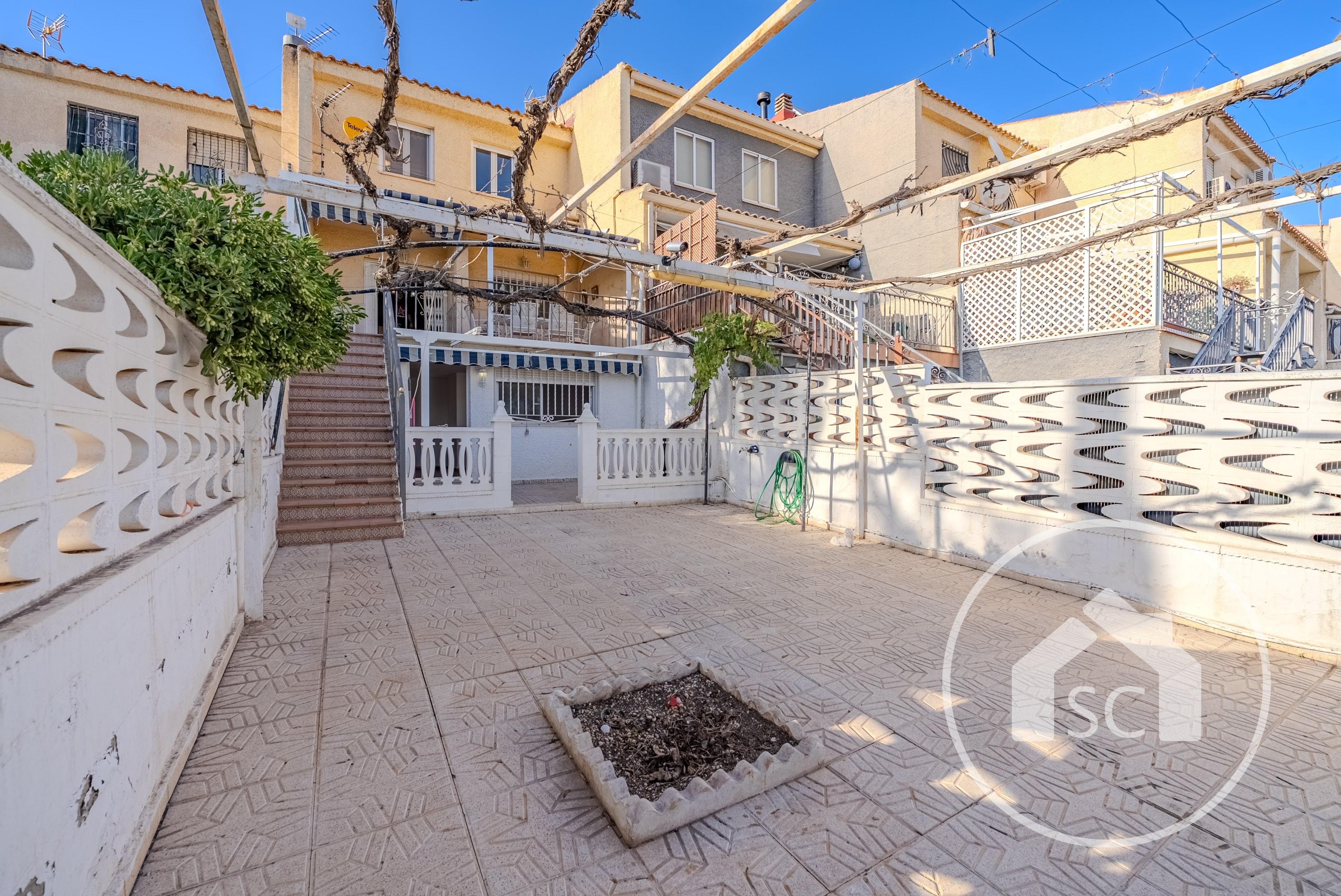 Bungalow en La Torreta con jardín, garaje y 4 habitaciones