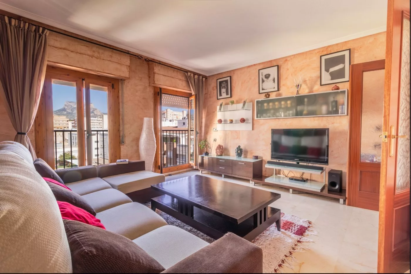 Apartment · 4 bed · 2 baths · 95 m² · Elda — Photo 2 of 15