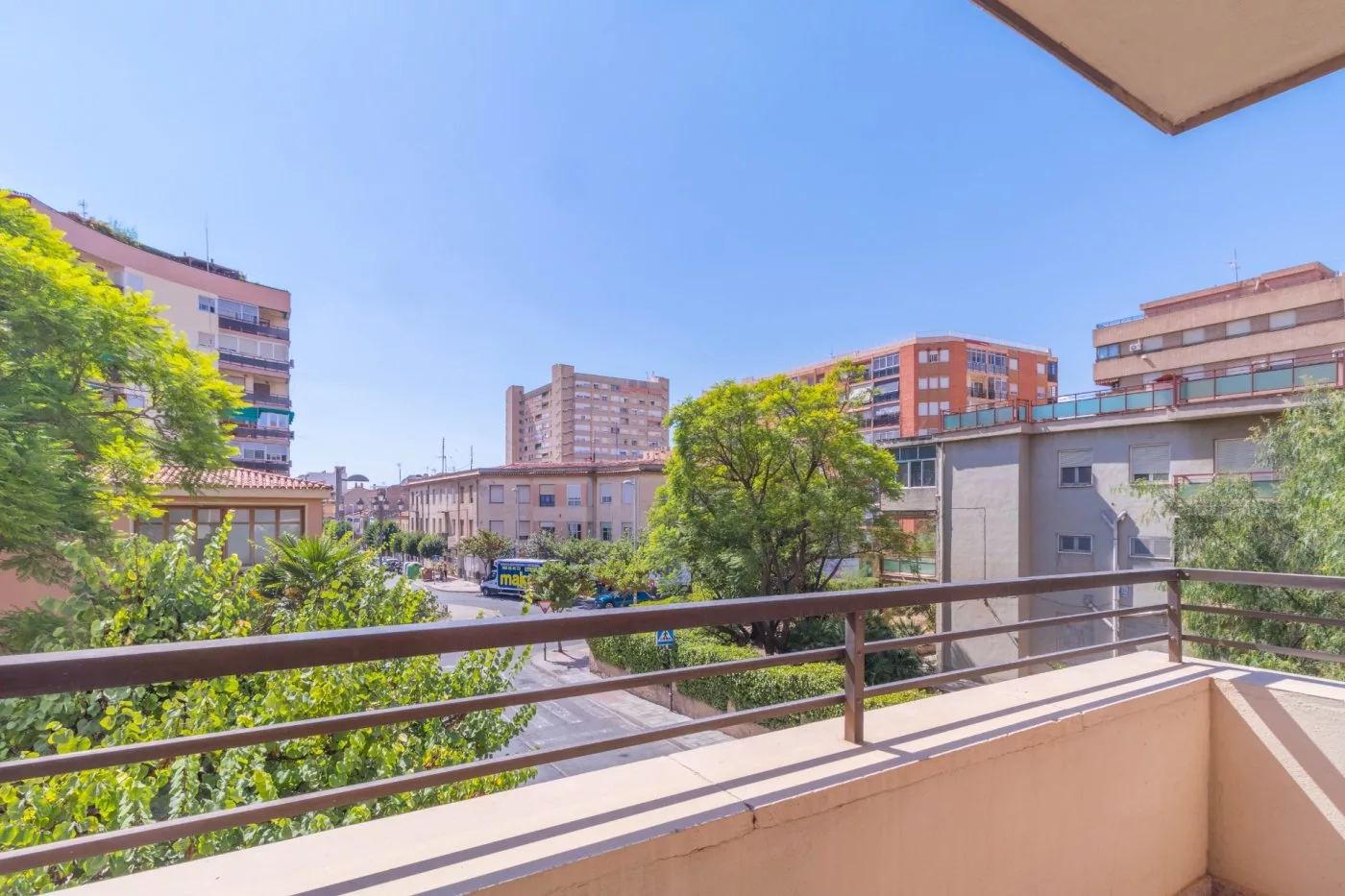 Apartment · 4 bed · 2 baths · 135 m² · Elda — Photo 2 of 21