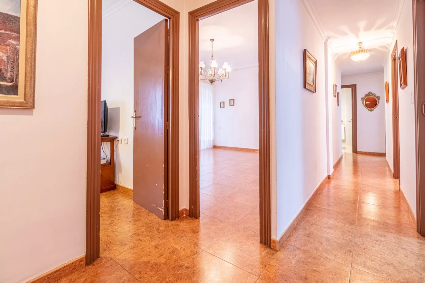 Ground floor · 4 bed · 2 baths · 110 m² · Elda — Photo 3 of 10