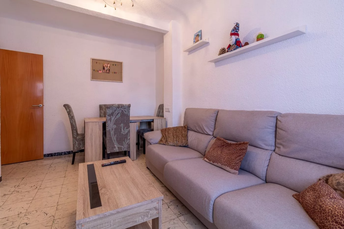 Apartment · 3 bed · 1 bath · 67 m² · Petrer — Photo 2 of 10