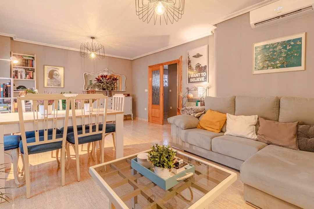 Apartment · 2 bed · 2 baths · 80 m² · Petrer — Photo 2 of 13