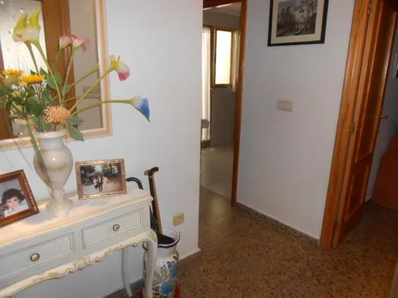 Apartment · 3 bed · 2 baths · 90 m² · Elda — Photo 3 of 8