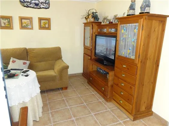 Apartment · 4 bed · 2 baths · 130 m² · Elda — Photo 3 of 8