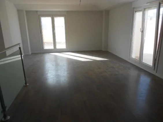 Penthouse · 3 bed · 2 baths · 120 m² · Elda — Photo 5 of 8