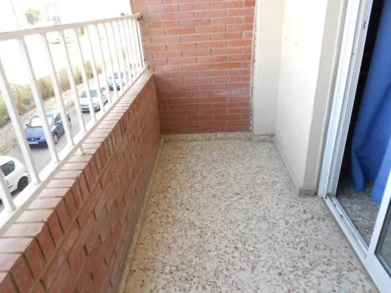 Apartment · 3 bed · 1 bath · 90 m² · Elda — Photo 3 of 8