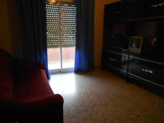 Apartment · 3 bed · 1 bath · 90 m² · Elda — Photo 5 of 8