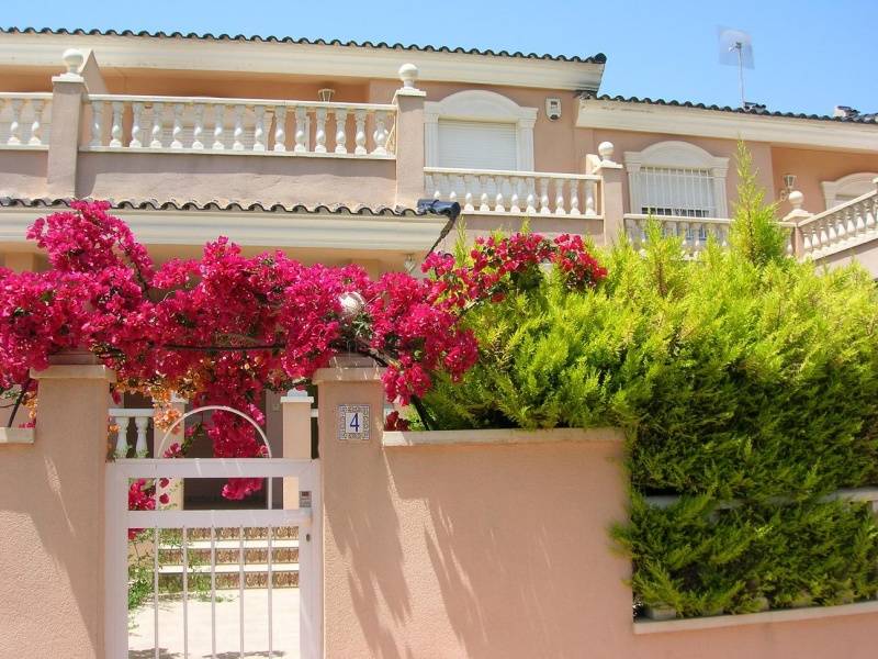 Bungalow · 2 bed · 2 baths · 70 m² · Gran alacant