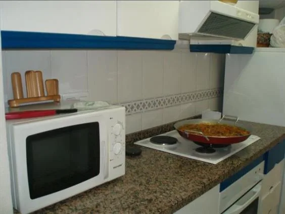 Apartment · 2 bed · 1 bath · 65 m² · Santa Pola — Photo 2 of 8