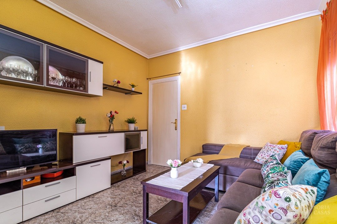 Apartment · 3 bed · 1 bath · 61 m² · Elda — Photo 4 of 8