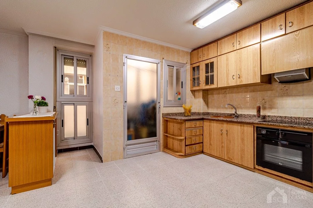 Apartment · 4 bed · 2 baths · 105 m² · Petrer — Photo 5 of 11