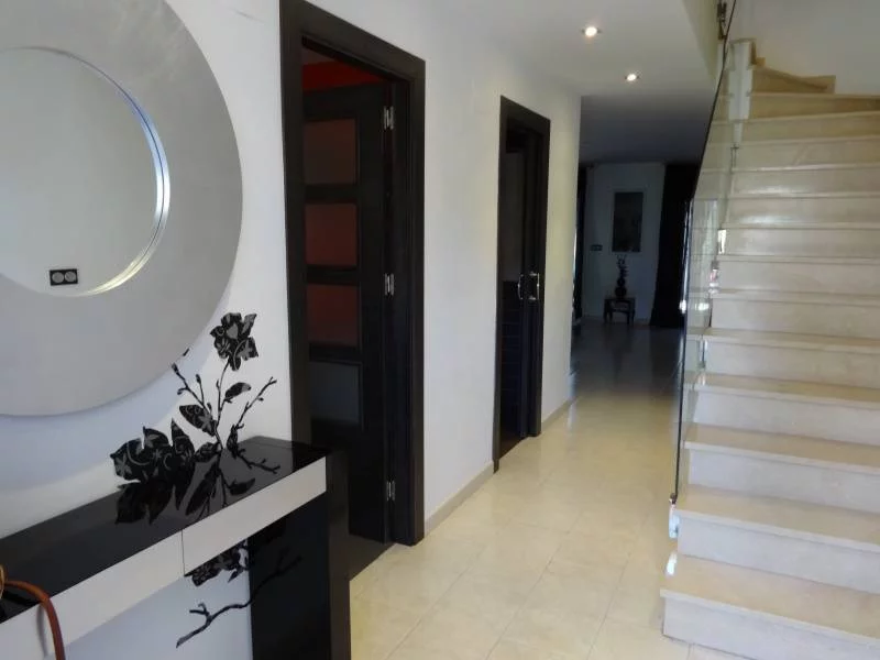 Semi-detached house for sale in Club de campo, Elda — Photo 5 of 51