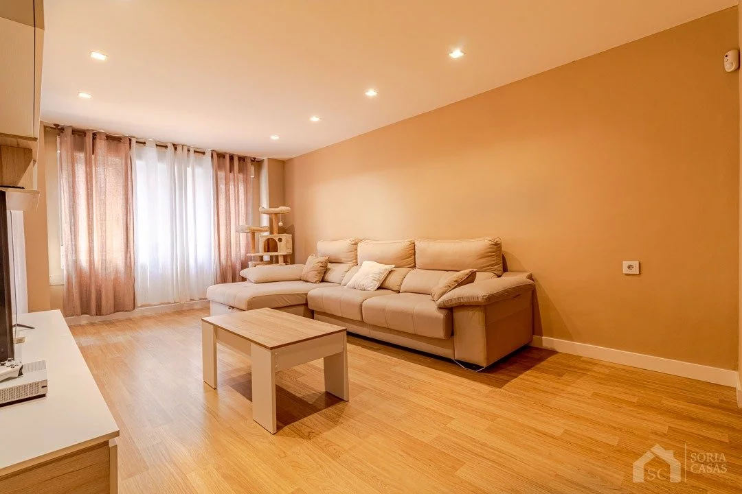 Apartment for rent in Camino viejo de Elda, Petrer — Photo 4 of 19