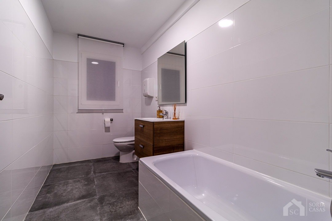 Apartment for rent in Jardín de la música, Elda — Photo 3 of 12