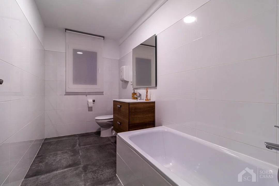 Apartment for rent in Jardín de la música, Elda — Photo 3 of 12