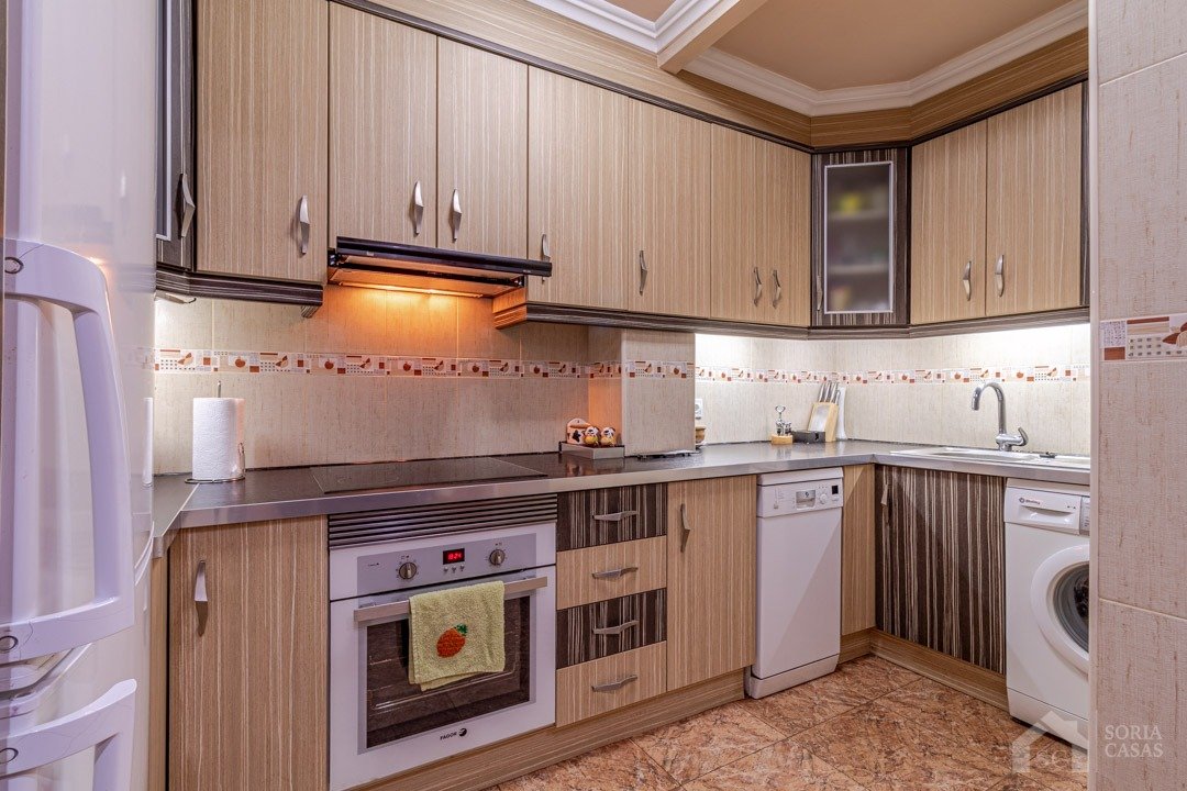 Apartment for rent in Avd. Olimpiadas, Elda — Photo 2 of 8