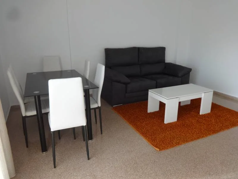 Apartment · 3 bed · 1 bath · 85 m² · Elda
