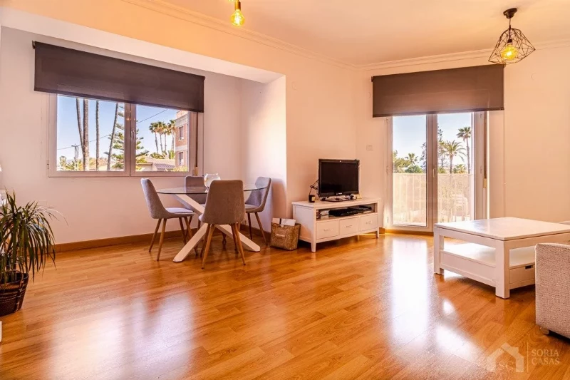 Apartment for rent in Av. acacias, Elda