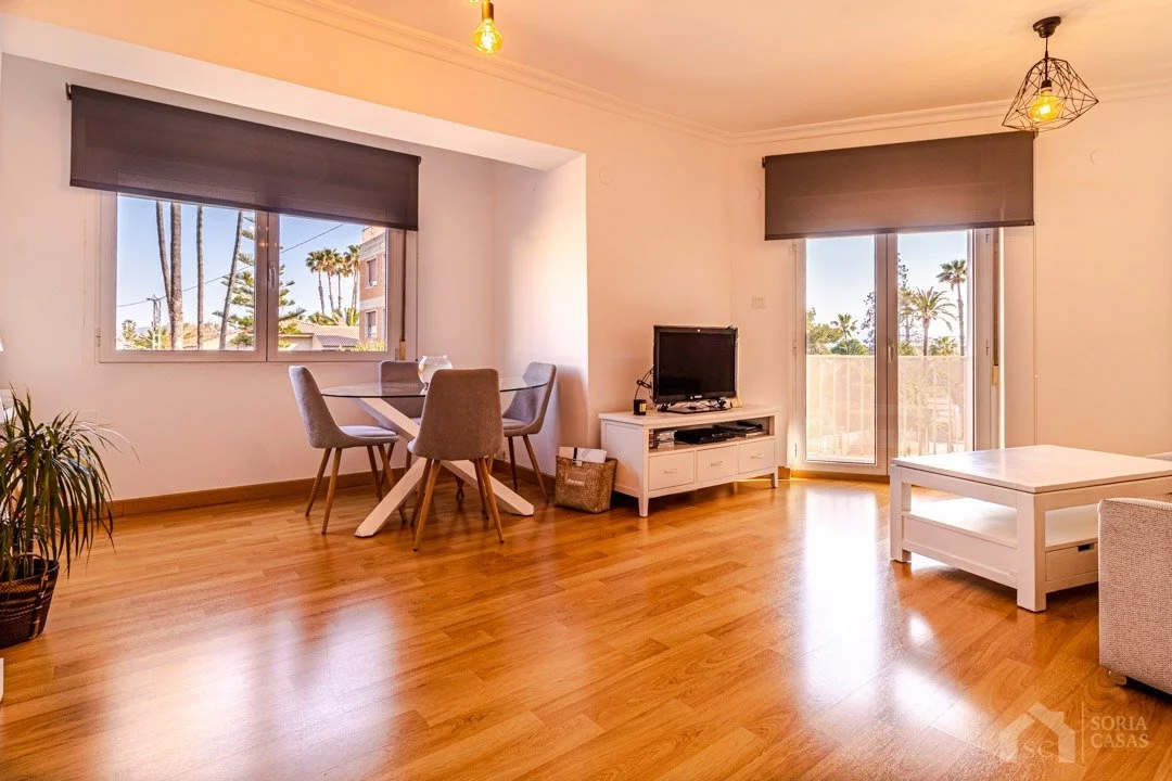 Apartment for rent in Av. acacias, Elda