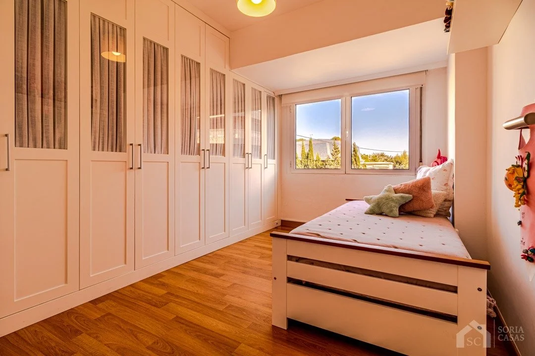 Apartment for rent in Av. acacias, Elda — Photo 5 of 9