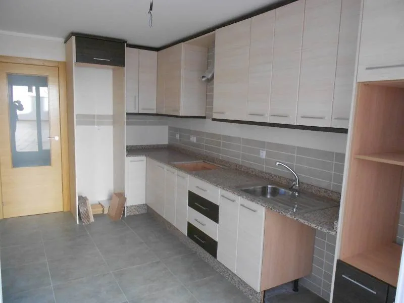 Apartment · 3 bed · 2 baths · 100 m² · Petrer
