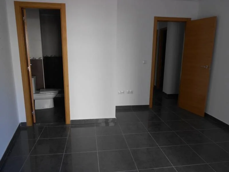 Apartment · 3 bed · 2 baths · 100 m² · Petrer — Photo 5 of 12