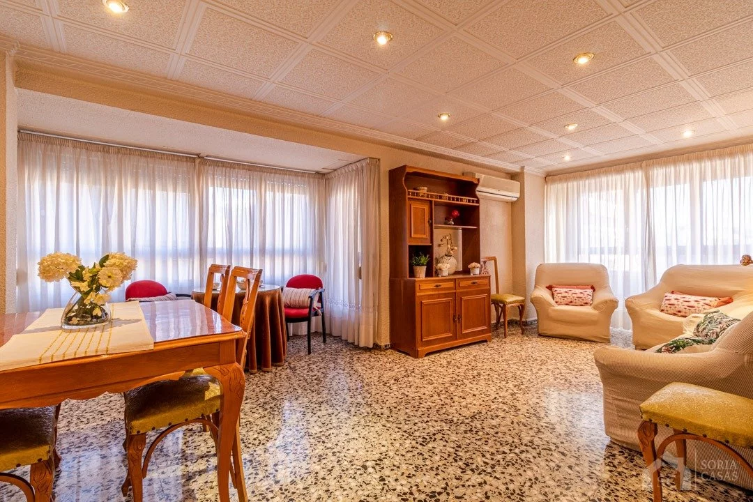 Apartment for rent in Avenidas chapí - alfonso xiii, Elda
