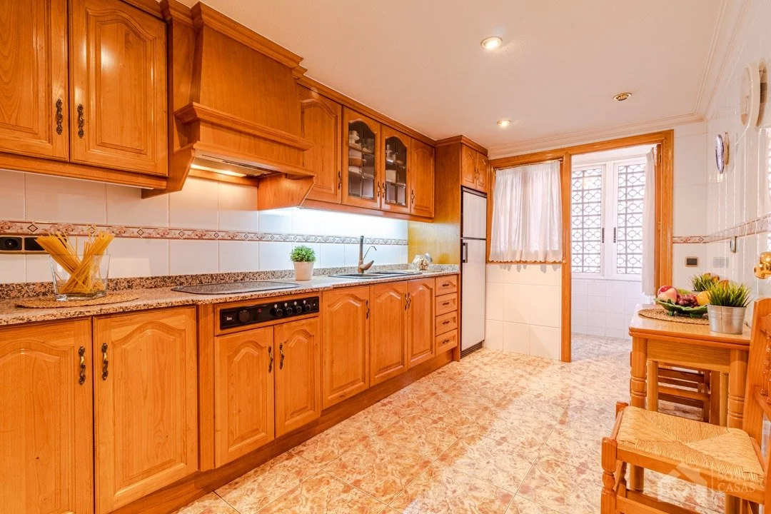 Apartment for rent in Avenidas chapí - alfonso xiii, Elda — Photo 5 of 16