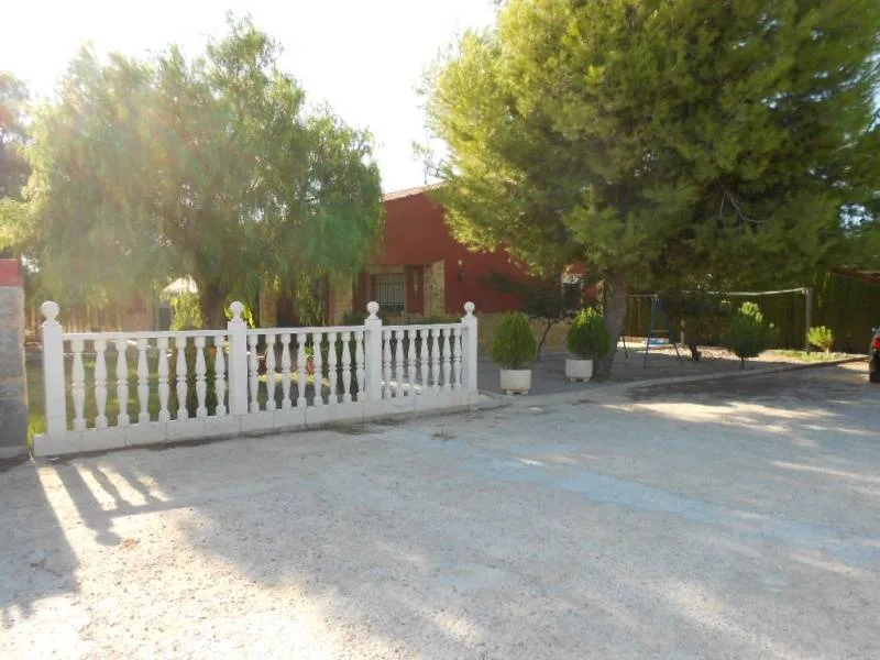 Villa · 4 bed · 2 baths · 150 m² · Sax — Photo 3 of 48