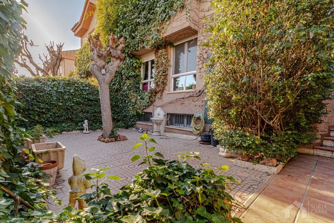 Semi-detached house for rent in Av. mediterráneo, Elda — Photo 4 of 25