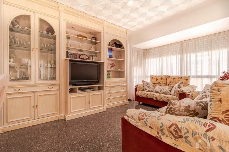 Apartment for rent in Av. alfonso xiii, Elda