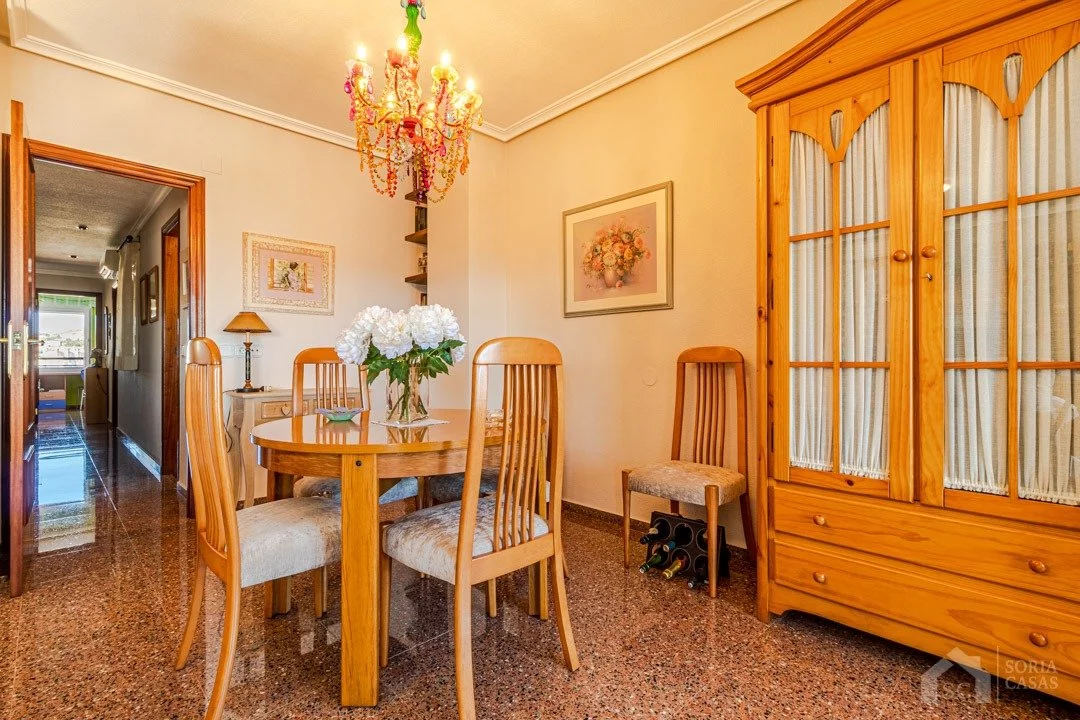 Apartment for rent in Av. alfonso xiii, Elda — Photo 4 of 25