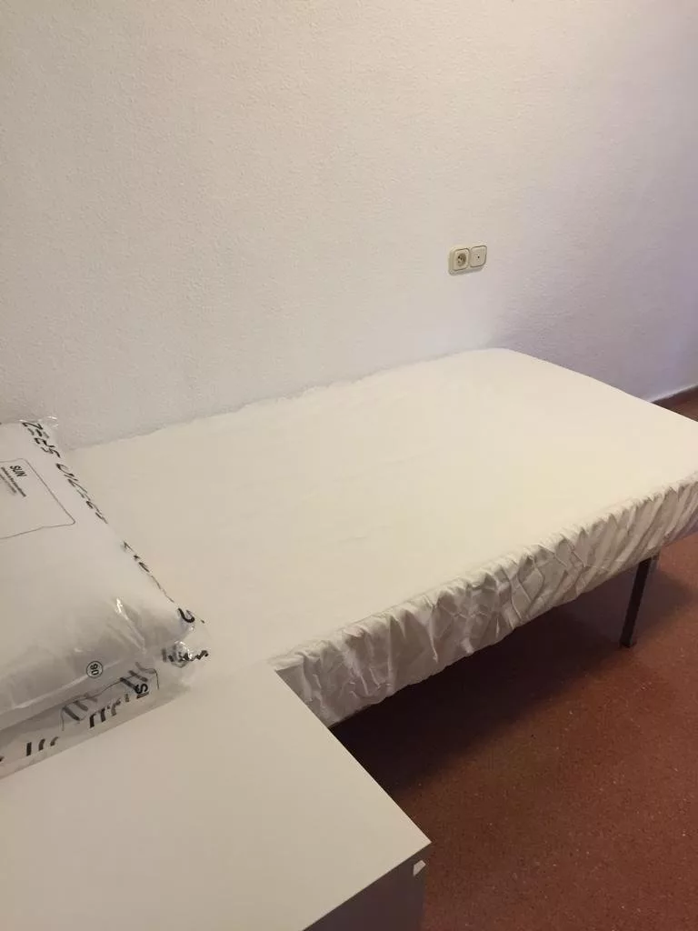 Apartment · 4 bed · 1 bath · Elda — Photo 2 of 17