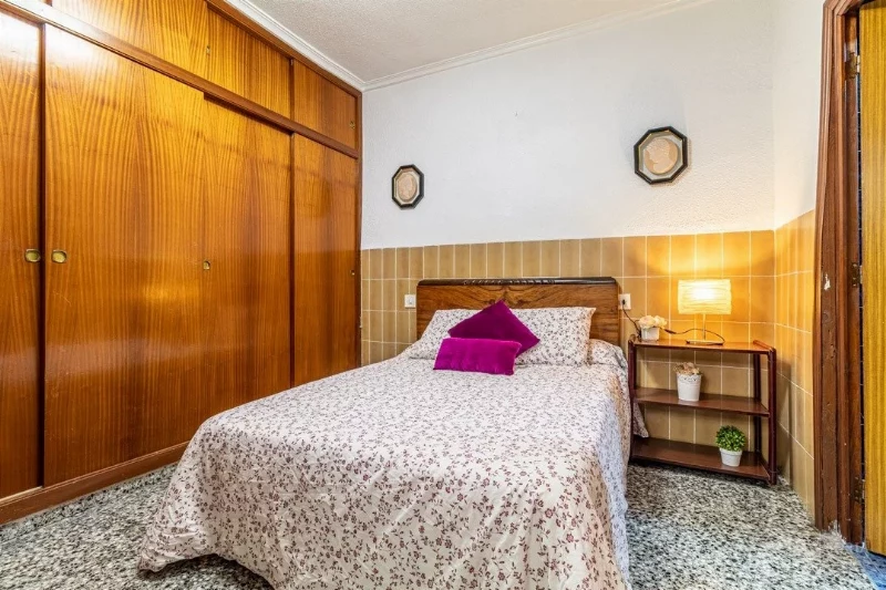 House for rent in Gran avenida, Elda