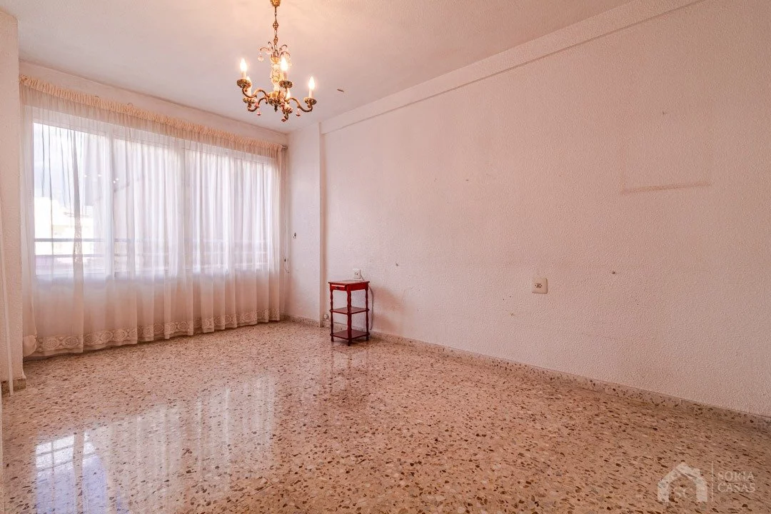 Apartment for rent in Av. reina victoria, Elda — Photo 5 of 15