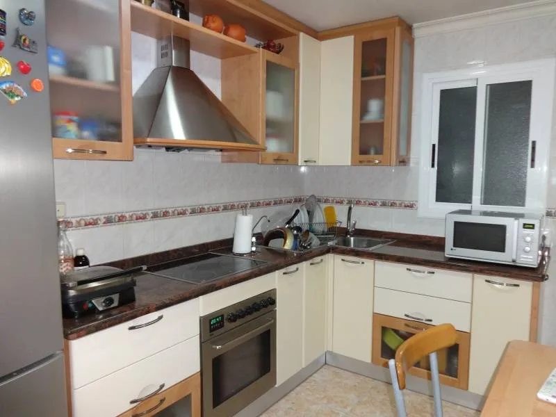 Apartment · 4 bed · 1 bath · 80 m² · Elda — Photo 2 of 14