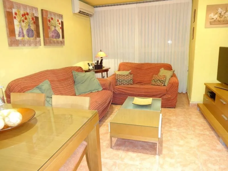 Apartment · 4 bed · 1 bath · 80 m² · Elda — Photo 4 of 14