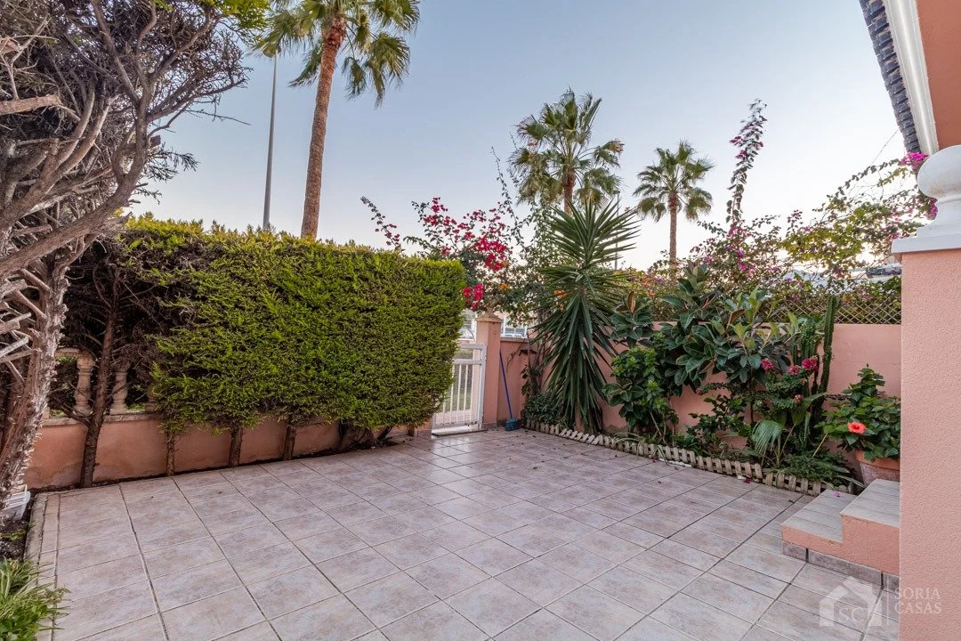 Bungalow for rent in Clot de galvany, Gran alacant — Photo 4 of 18