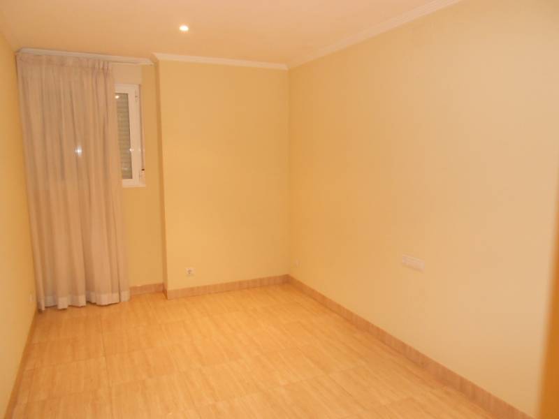 Apartment · 3 bed · 2 baths · 100 m² · Elda — Photo 4 of 11