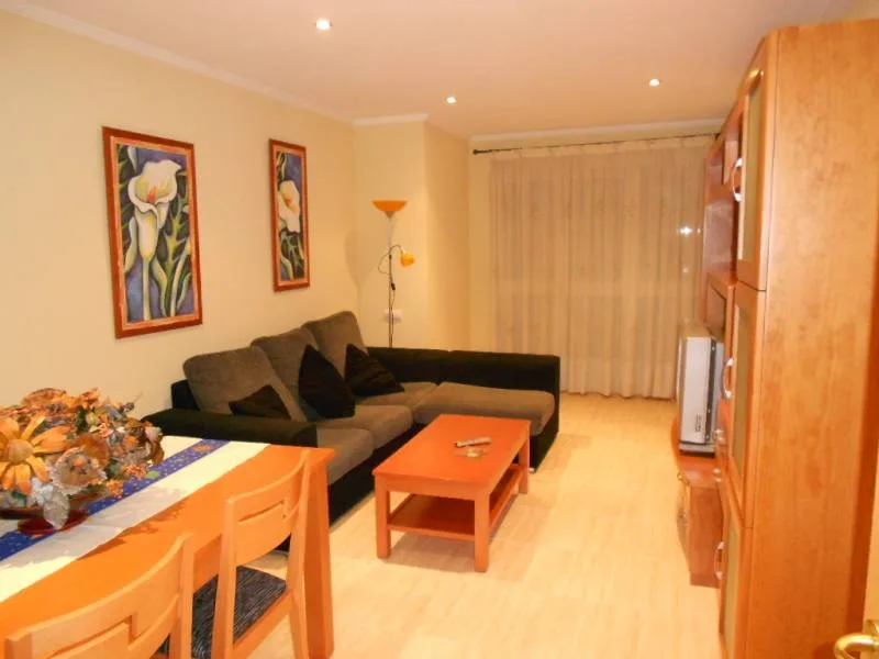 Apartment · 3 bed · 2 baths · 100 m² · Elda — Photo 3 of 11