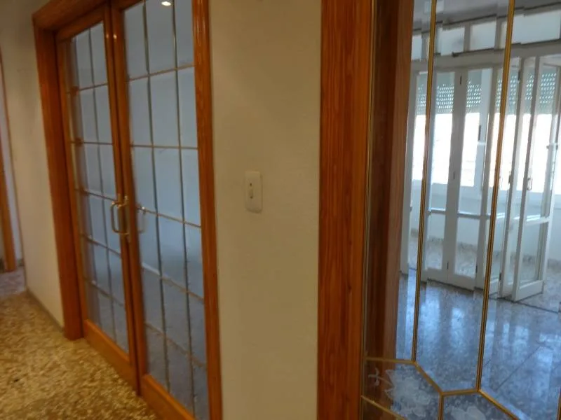 Apartment · 4 bed · 2 baths · 95 m² · Elda