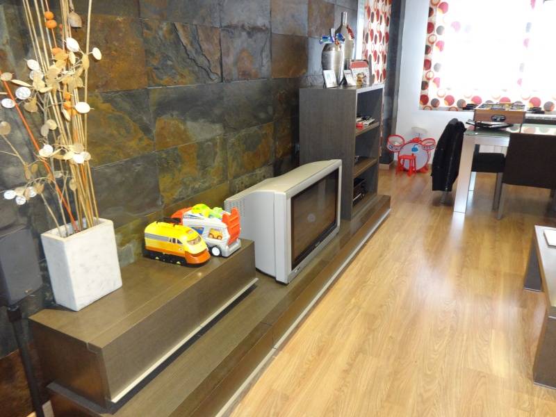 Apartment · 3 bed · 1 bath · 92 m² · Petrer