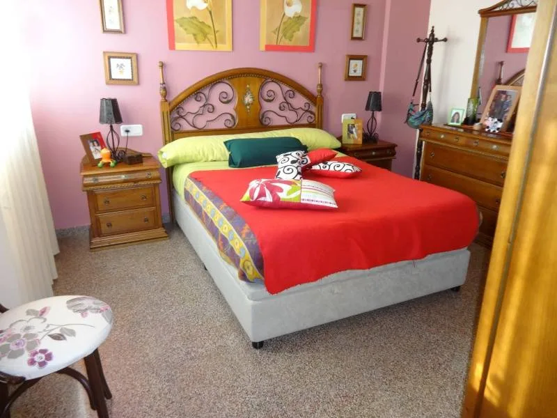 Apartment · 4 bed · 2 baths · 100 m² · Elda — Photo 2 of 30