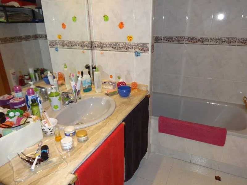 Apartment · 4 bed · 2 baths · 100 m² · Elda — Photo 5 of 30