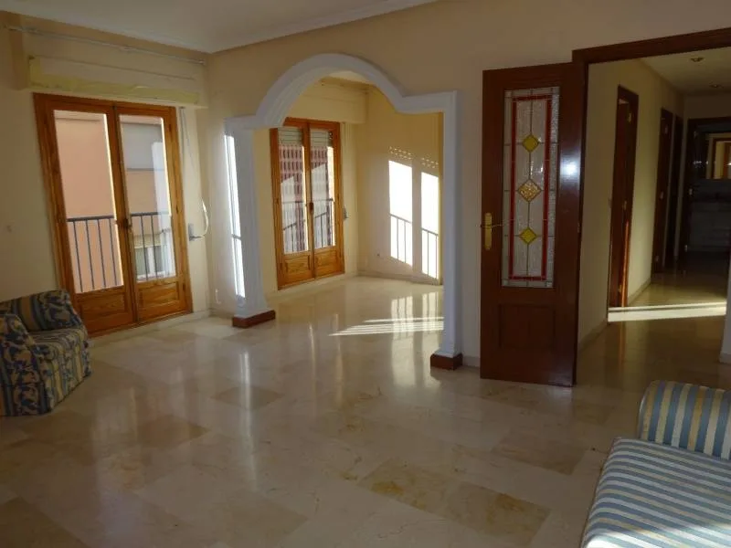 Apartment · 3 bed · 2 baths · 100 m² · Elda