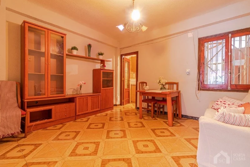 Ground floor apartment for rent in Av. de Madrid, Petrer