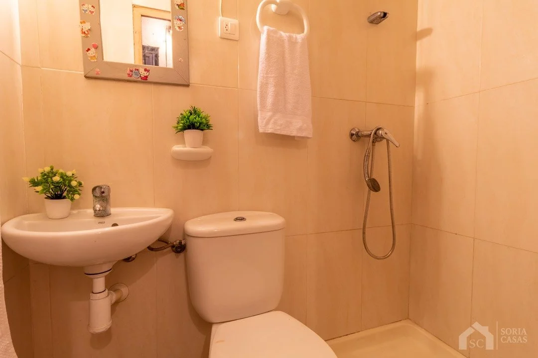 Ground floor apartment for rent in Av. de Madrid, Petrer — Photo 5 of 7