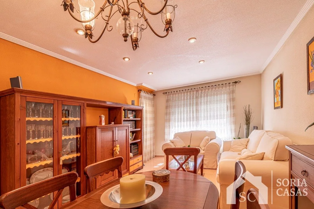 Apartment · 3 bed · 2 baths · 110 m² · Petrer — Photo 2 of 19