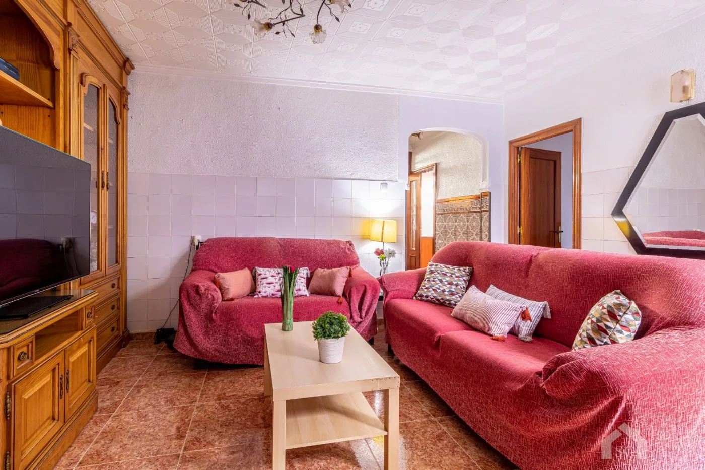 Casa independiente de 3 dormitorios. — Foto 2 de 16